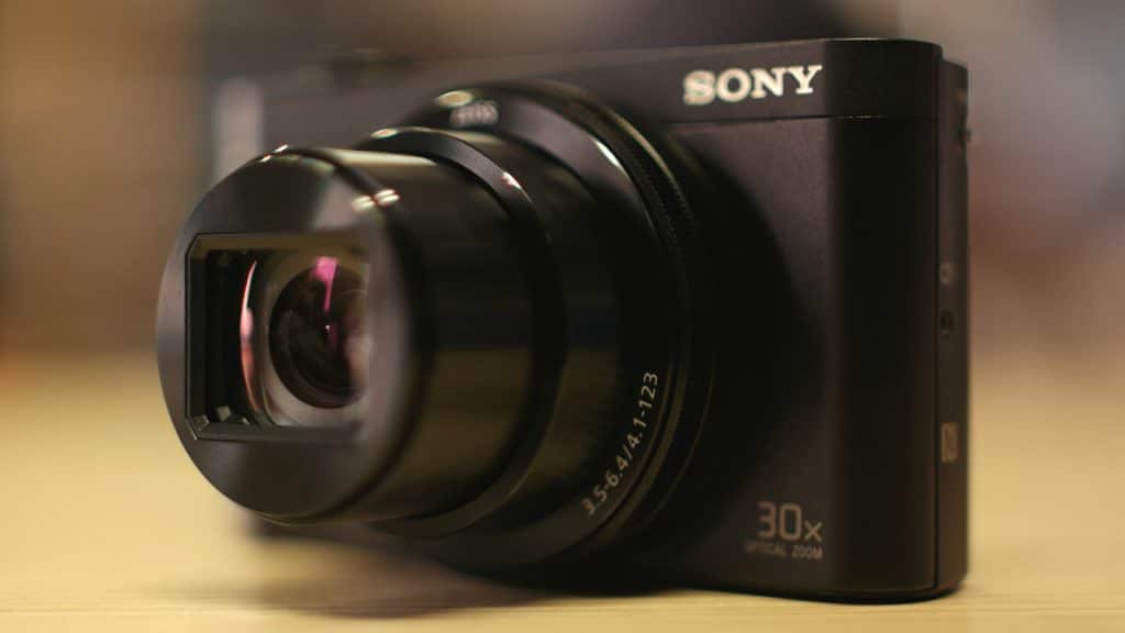 Featured Sony HX90