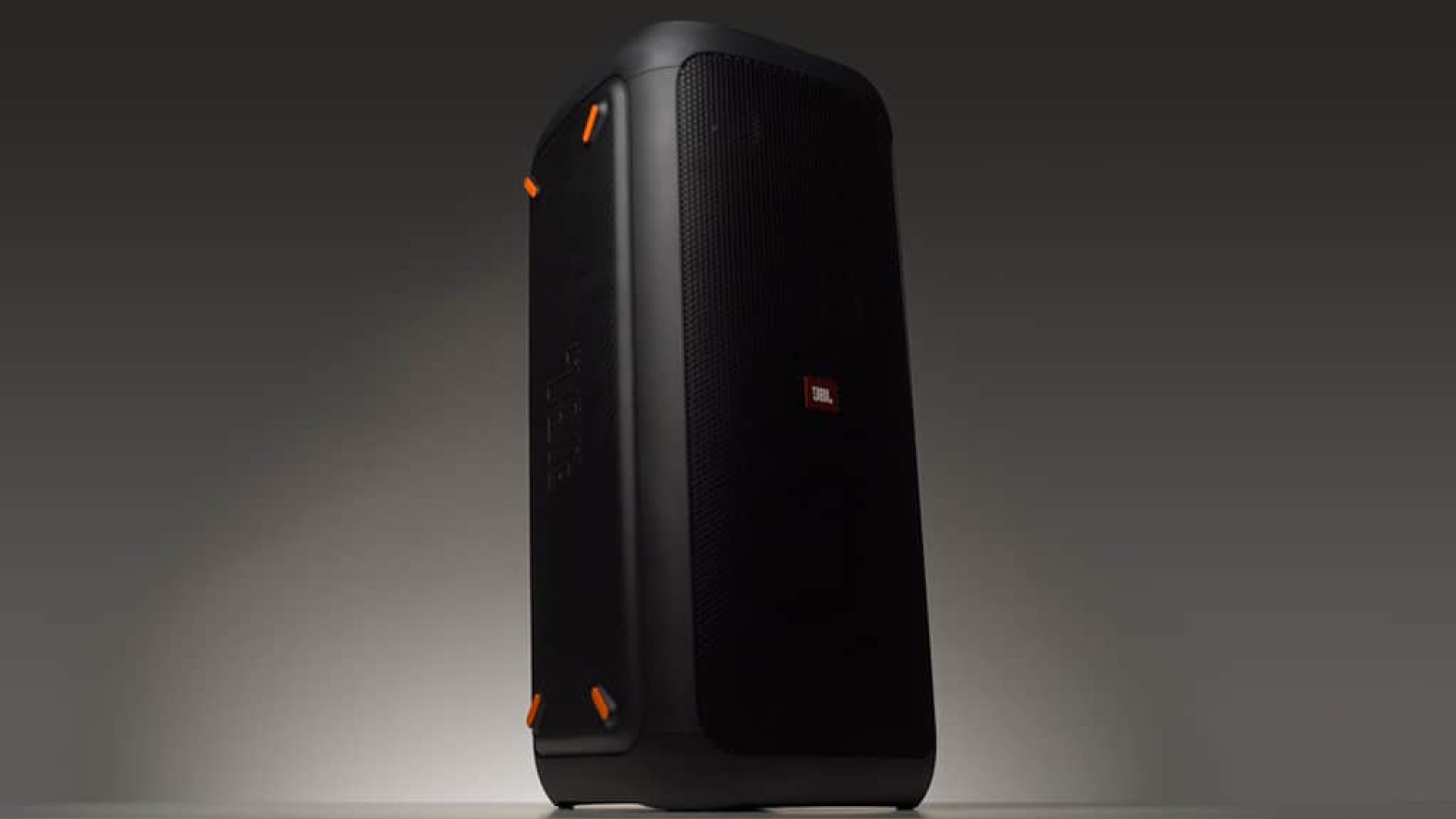 Unboxing JBL PartyBox 300